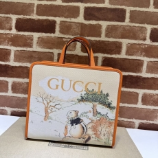 Gucci Shopping Bags